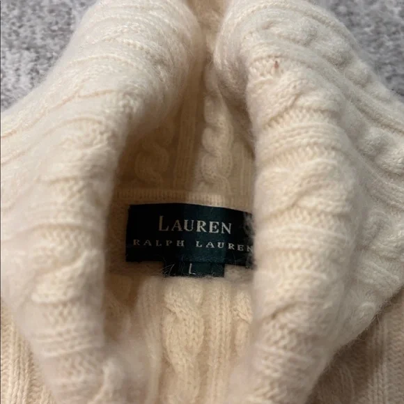 Lauren Ralph Lauren Cream Cable Knit Turtleneck Sweater size L - Picture 4 of 9